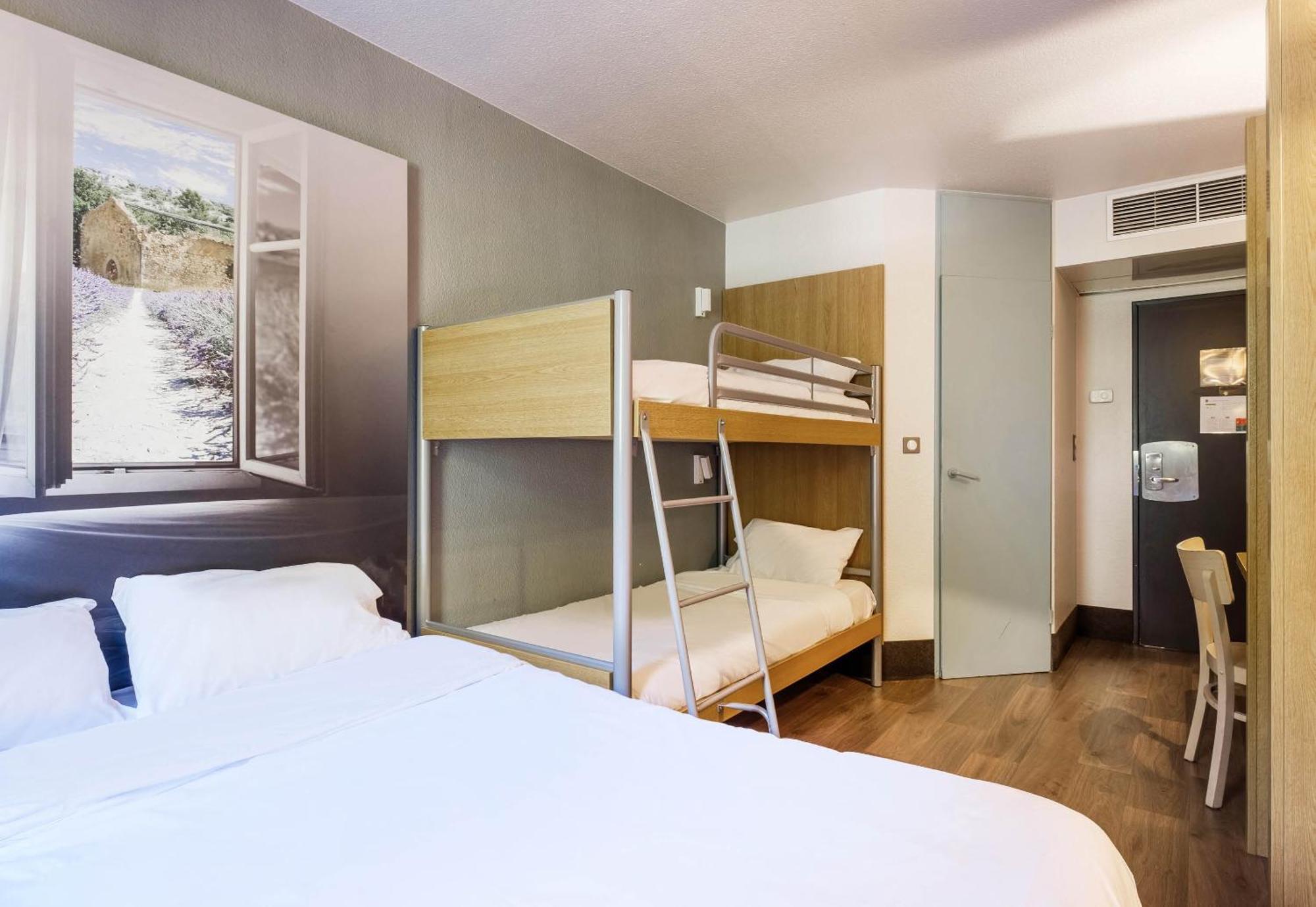 B&B Hotel Villeneuve Loubet Plage Exterior photo